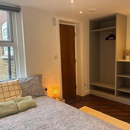 לונדון Spacious Battersea Rooms And Apartments מראה חיצוני תמונה